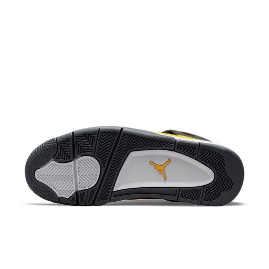 AIR-JORDAN-4-RETRO-LIGHTNING SOLE