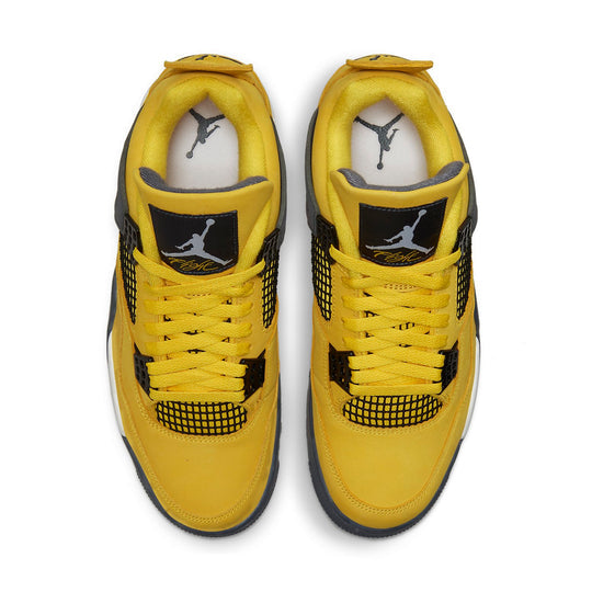 AIR-JORDAN-4-RETRO-LIGHTNING TOP VIEW
