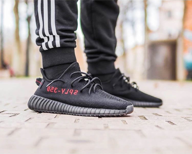 adidas yeezy 350 v2 bred  on foot