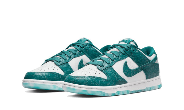NIKE DUNK LOW OCEAN FRONT VIEW